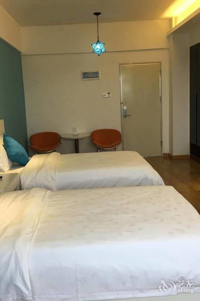 Yilan Hotel Shenzhen Investment Management Co. Ltd Luaran gambar