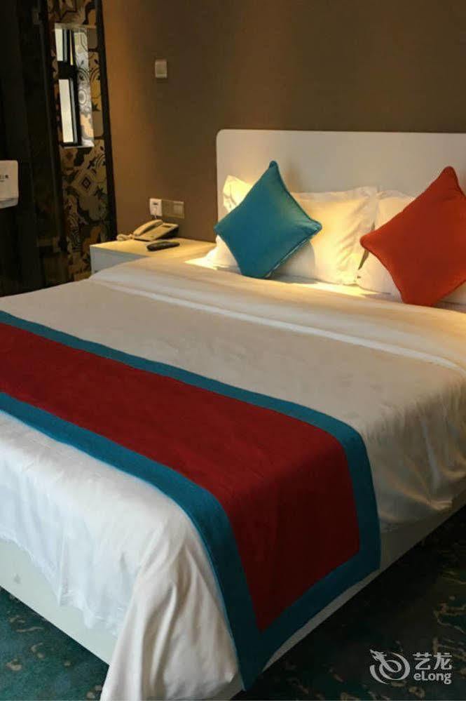 Yilan Hotel Shenzhen Investment Management Co. Ltd Luaran gambar