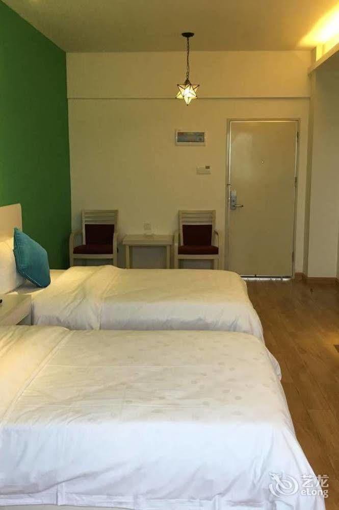 Yilan Hotel Shenzhen Investment Management Co. Ltd Luaran gambar