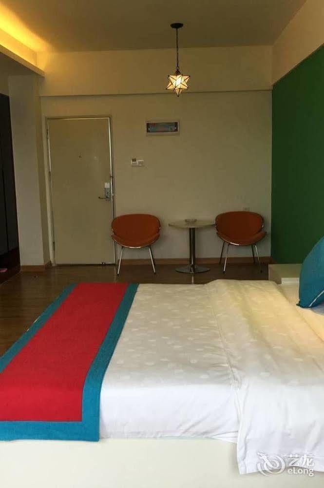 Yilan Hotel Shenzhen Investment Management Co. Ltd Luaran gambar