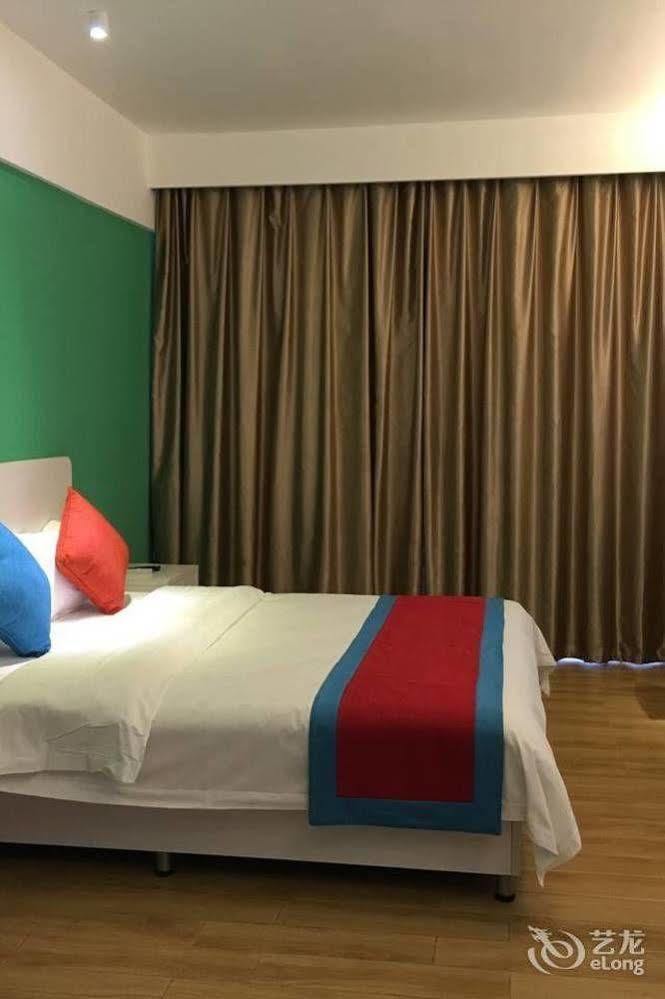 Yilan Hotel Shenzhen Investment Management Co. Ltd Luaran gambar